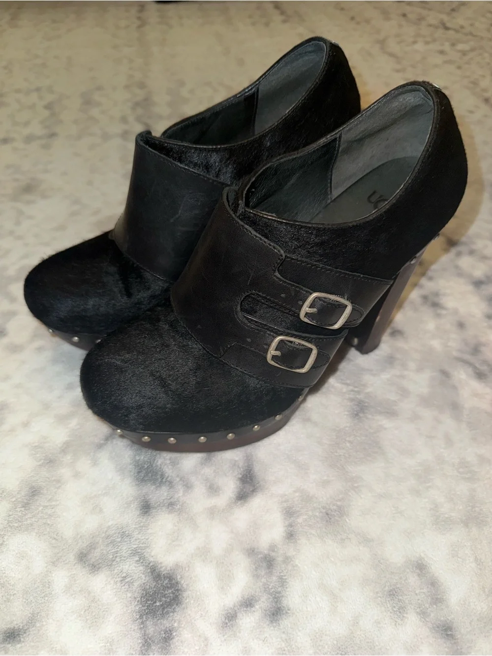 UGG - Ilana Calf Hair Ankle Leather Platform Bootie - Women’s 10